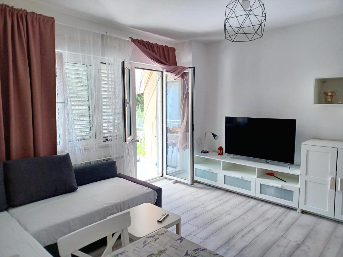 Apartmani Ramesa Murter Exteriér fotografie