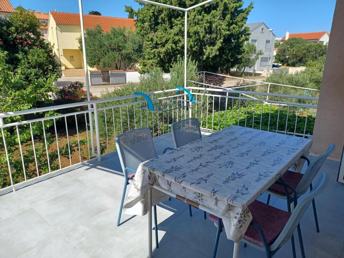 Apartmani Ramesa Murter Exteriér fotografie